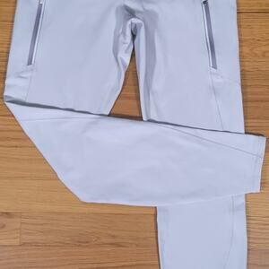 Athleta White High-Rise Rainer Leggings Zipper Pockets Size M Activewear Yoga